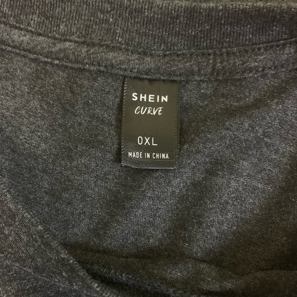 Slogan Graphic T-shirt - Picture 3 of 3